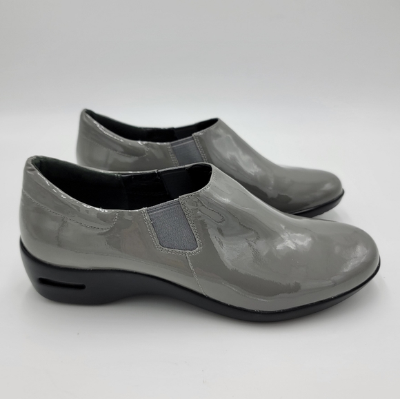 Cole Haan Patent Leather Shoe - Picture 2 of 8